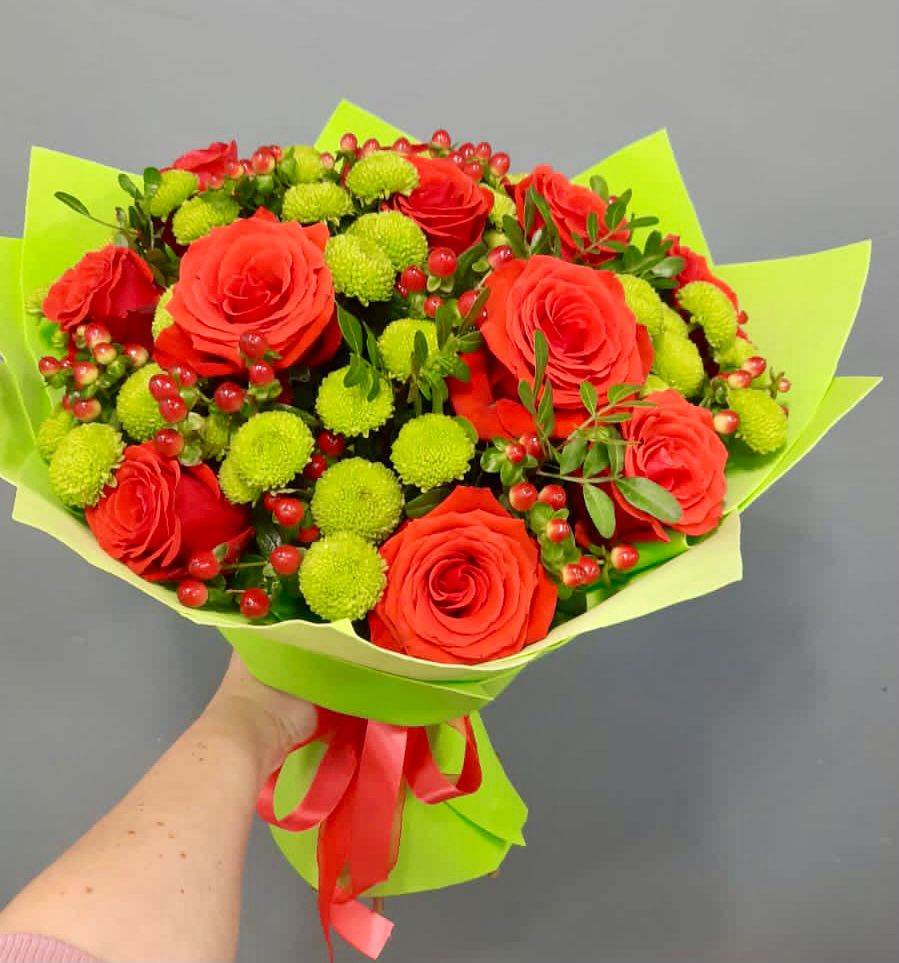 Букет цветов из: Хризантемы и Розы в Фёдоровской