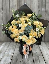 Букет цветов из:  Розы и Лизиантусы #REPLACE_PRED# Фёдоровской