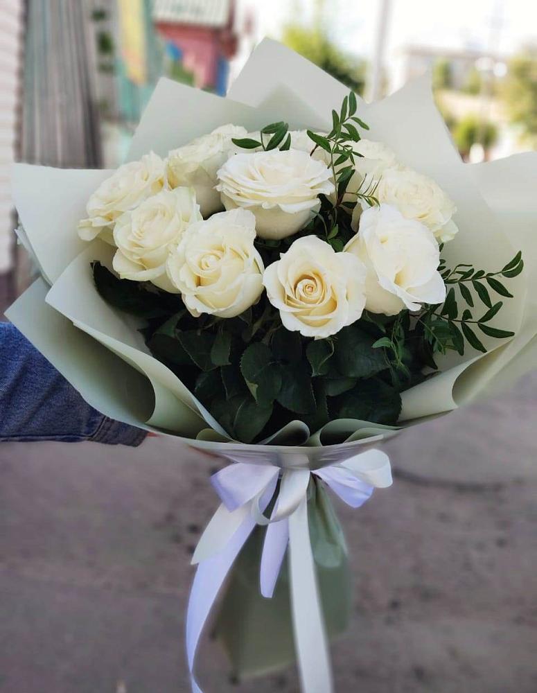 Букет Белые розы Проуд в Фёдоровской