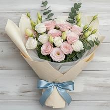 Букет цветов из:  Лизиантусы в Фёдоровской
