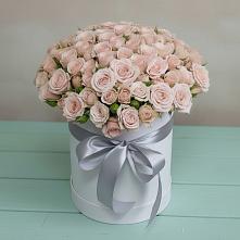 Цветочная композиция из Розы в шляпной коробке в Фёдоровской