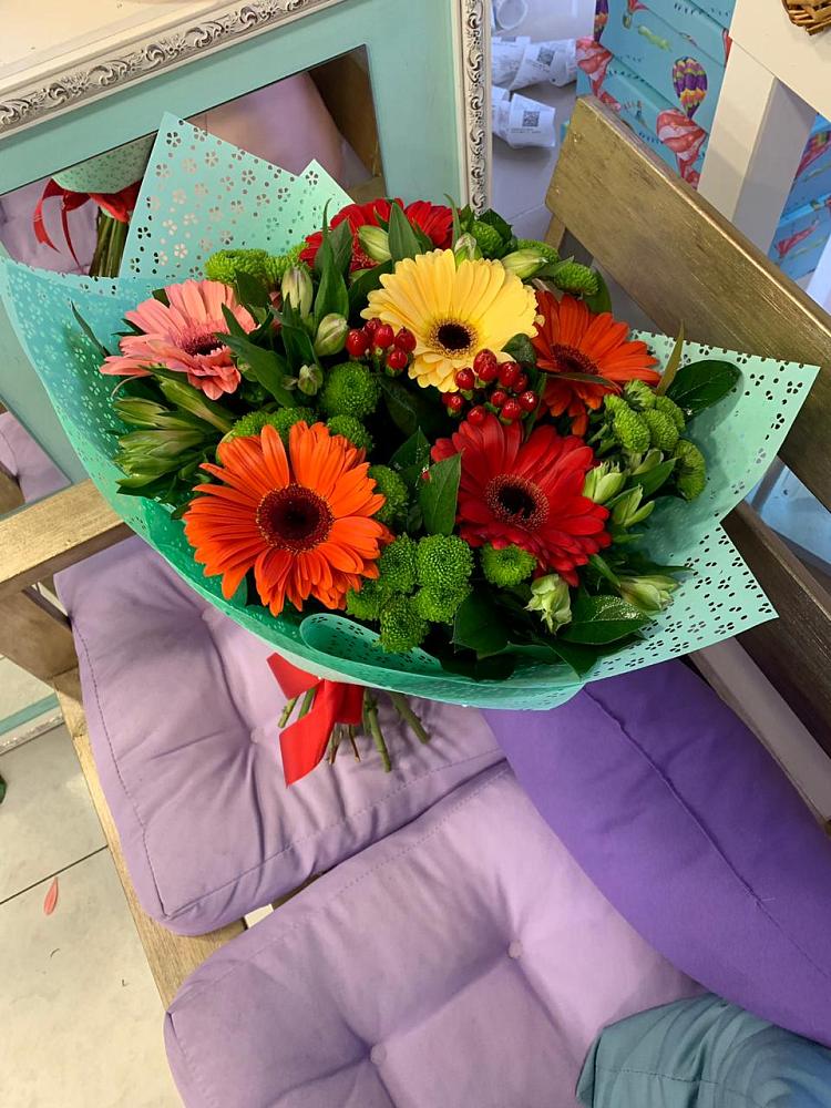 Букет цветов из: Герберы, Хризантемы и Альстромерии в Фёдоровской