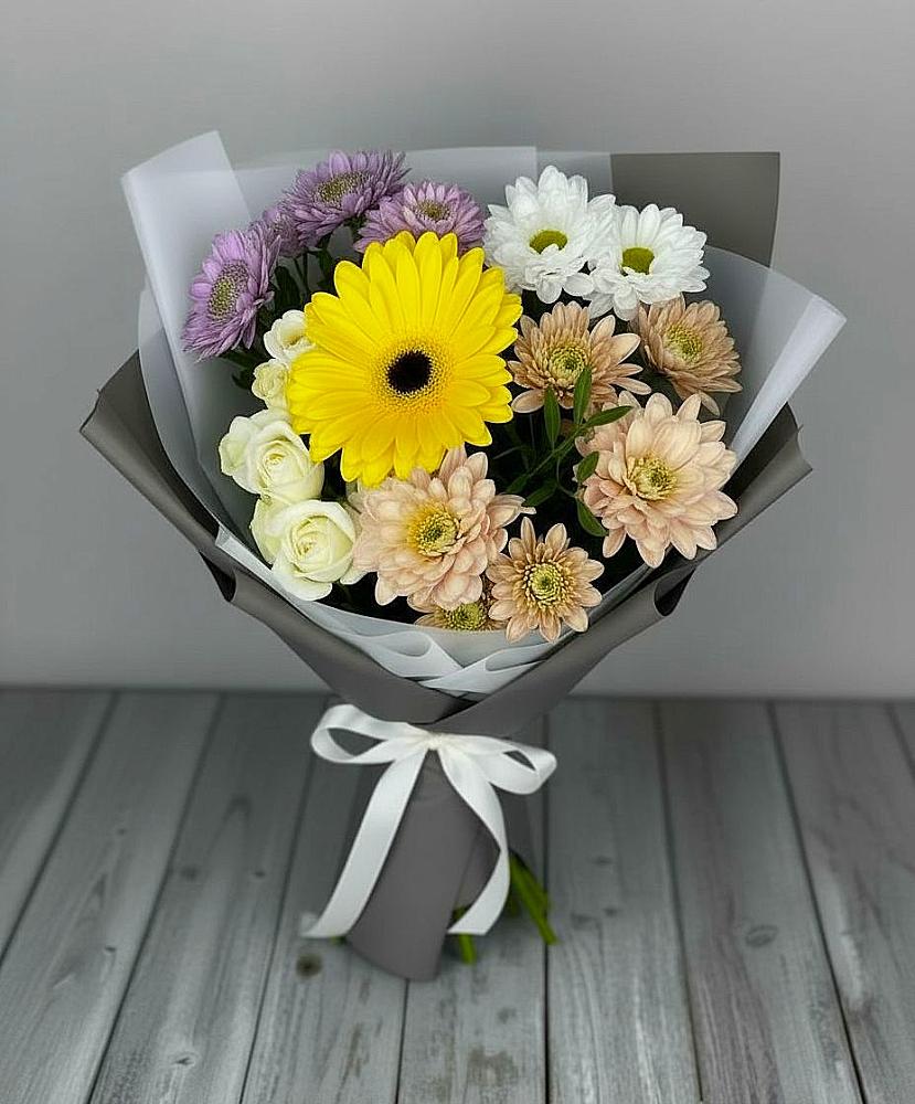 Букет цветов из: Розы, Герберы и Хризантемы в Фёдоровской