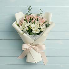 Букет цветов из:  Альстромерии в Фёдоровской