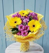 Букет цветов из:  Хризантемы и Герберы в Фёдоровской