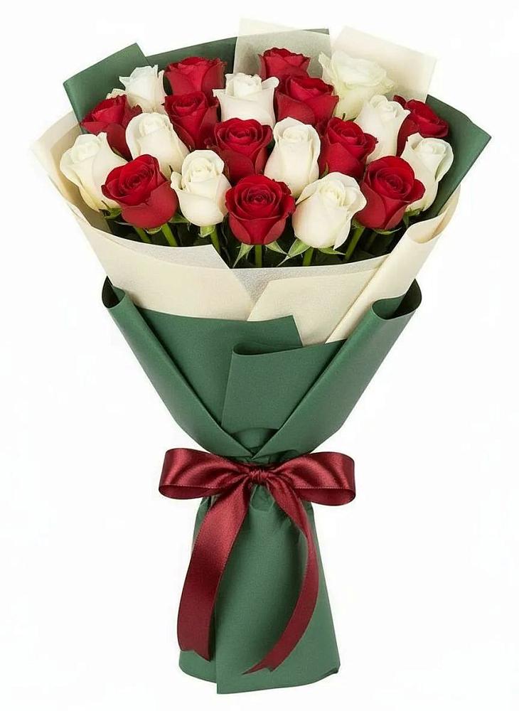 Букет Микс из красных и белых роз в Фёдоровской