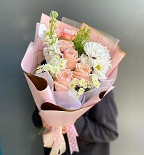 Букет цветов из:  Хризантемы и Розы в Фёдоровской