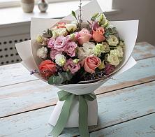 Букет цветов из:  Розы, Лизиантусы и Гвоздики в Фёдоровской