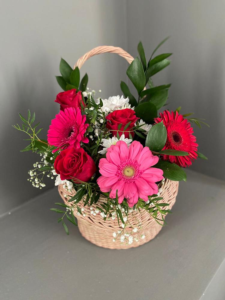 Цветочная композиция из Розы, Хризантемы и Герберы в корзине в Фёдоровской