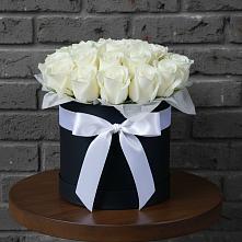 Цветочная композиция из Розы в шляпной коробке #REPLACE_PRED# Фёдоровской