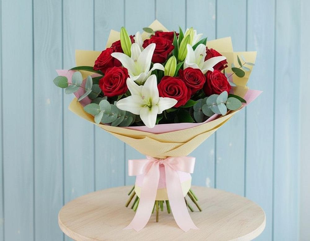 Букет цветов из: Лилии и Розы в Фёдоровской